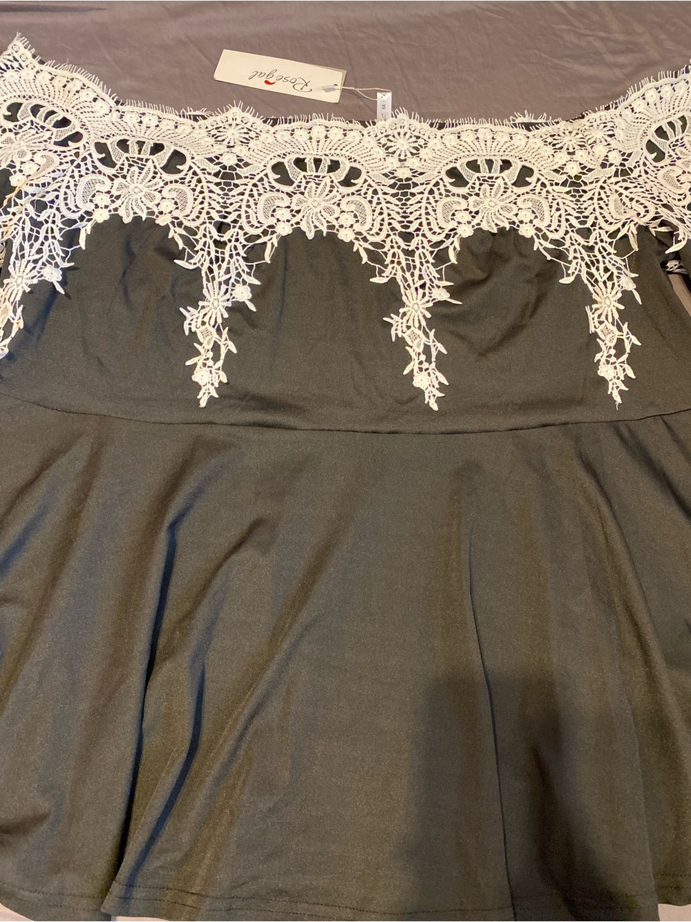 Rosegal off the shoulder long sleeve peplum blouse w/ lace trim, women size 5XL - Picture 3 of 4